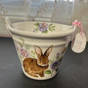 Simply Spring ceramic rabbit decor